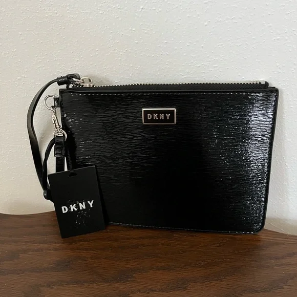 Dkny Bags Dkny Gigi Leather Wristlet Poshmark - Main Image